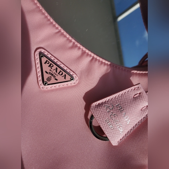 PRADA RE-NYLON RE-EDITION 2000 MINI-BAG - Picture 5 of 10